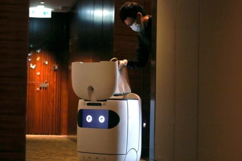 Robot food delivery, deliver food L'hotel
