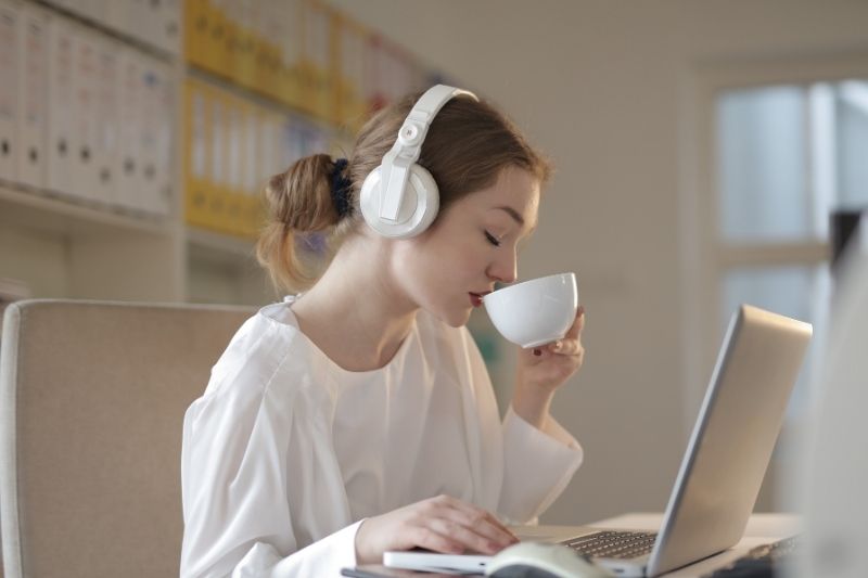 waking up_music for work_Classical Music Tracks to Boost Your Work Productivity