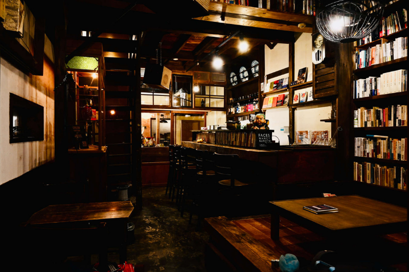 Cocktail Books_The Top Indie Bookstores in Tokyo